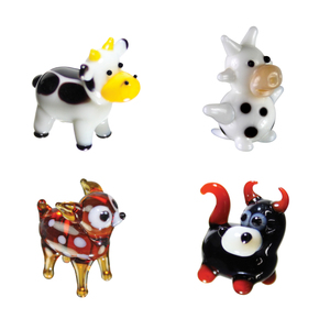 Brainstorm Products Looking Glass Cow-themed Miniature Figures
