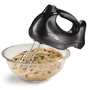 Hand Mixer w/ Snap-On Case